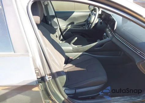 2024 Hyundai Elantra Sel from USA, damaged, VIN KMHLM4DGXRU707852